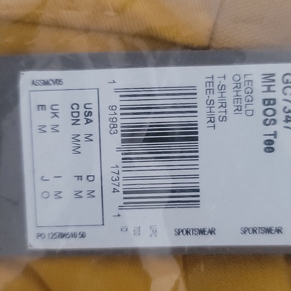 Adidas T-shirt. Men's M - Picture 3 of 4